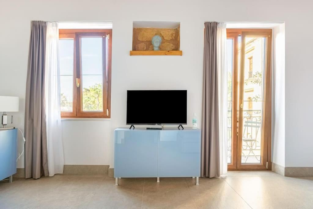 Agrigento Luxury Suite Kandinskij Bagian luar foto